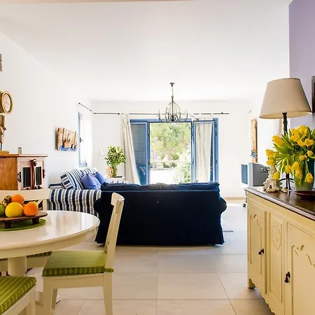 Tatil Evi Eva's House Stroumbi