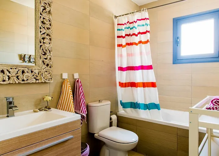 Eva's House Stroumbi