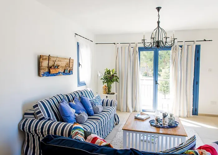 Eva's House Stroumbi